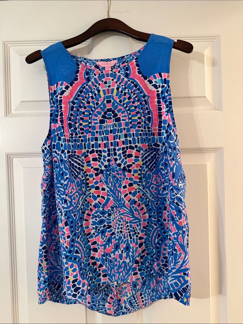NWT Lilly Pulitzer Zeta top in tic tac tile large
